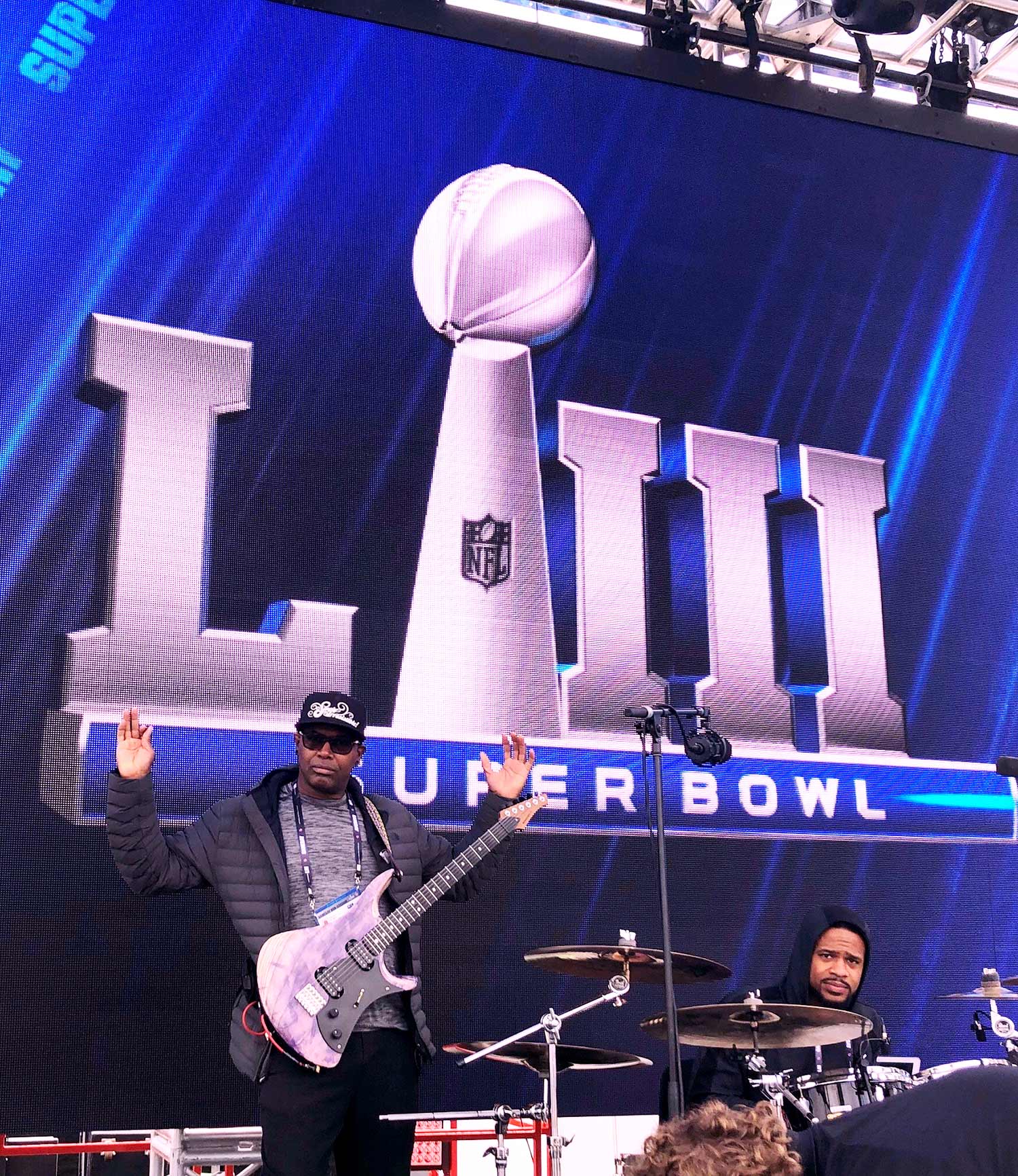 ede wright performs at super bowl 2019